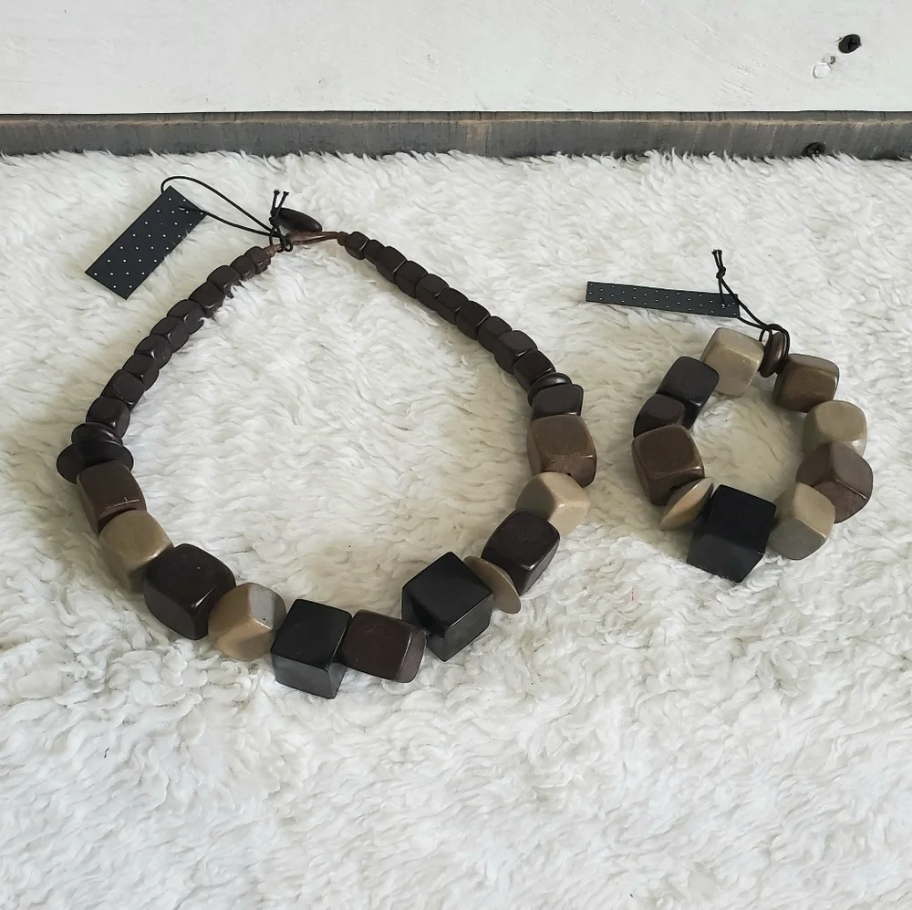 Wooden Beaded Brown Black Gray Necklace & Elastic Bracelet Matching Set NWT